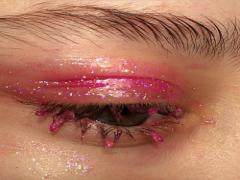 "ド"迫力の色彩美！ADDICTIONから99色の新作アイシャドウが発売◎