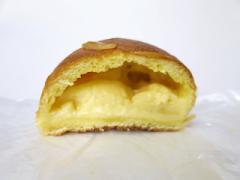 カスタードの海に溺れたい♡絶品クリームパンが味わえるお店3選