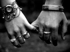 〔記念日別〕大好きな彼への‘プレゼント’で2人の仲をもっと近づけよう♡