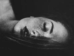 まだ続くカサカサ肌に終止符を。”うるツヤ肌”を手に入れるまでの3step