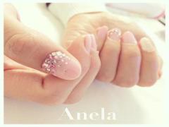 シンプルが私を大人にする。洗練されたワンカラーネイルのすすめ