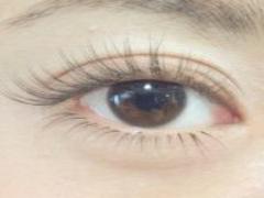 〇〇〇の目薬でまつ毛が伸びる？ふさふさまつ毛で魅惑的な目を手に入れる＊