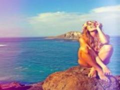 夏＝腕盛りの季節。可愛く＆自分らしくブレスレットをレイヤードしよっ♩