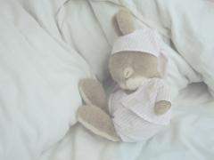 眠りの天敵！金縛りとは無縁の安眠ガールに♡