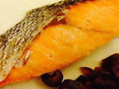 塩焼きだけじゃない♡生鮭の美味しいレシピ