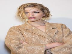 女が見惚れるおしゃオーラ。オレンジメイクで大人の色気むんっ