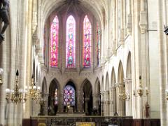 結婚式にお呼ばれ！マナーを守ってネイルを楽しみましょう