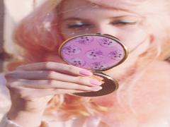 鏡をみるほどキレイになれる。勇気をだして、本当の自分と向き合って✡