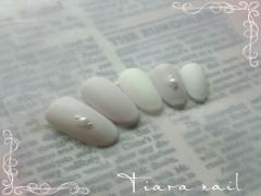 特別な日だから♡シンプルで素敵なブライダルネイル