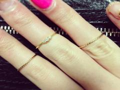 関節リングの次は爪リング！？指輪ネイルの遊び心あるかわいさにキュン