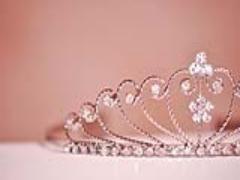 Princess風アップヘア♡シニヨン×編み込みヘアアレンジが素敵＊