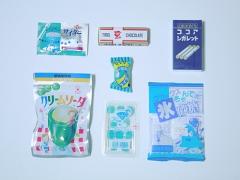 懐かしき子供時代が蘇る。《駄菓子バー》で昔の思い出を語り合おう！