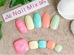 指先と足元の統一感が大切なんです。お揃いハンドネイル・フットネイルカタログ