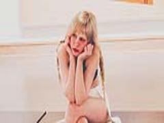 私は香水に頼らない。‘ファブリックスプレー’で一日中ふわっと香るオンナになる