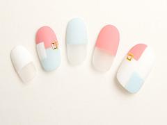 涼しげ美人は、爪先からつくれる。2015年夏"すりガラスネイル"に大注目！