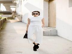 夏は‘キレイめ’がキーワード。白ガウチョパンツで仕上げる爽やか上品コーディネート