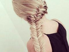 三つ編みに飽きたあなたに、“フィッシュボーン”のススメ♡