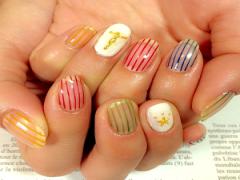 細めの”しましま”が大人っぽい。クリア×ボーダー・ストライプ ネイルカタログ