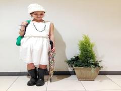 雨の日はスカートにレインブーツ♪梅雨が楽しくなる可愛いコーデ実例