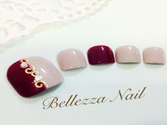 恋する秋は、足元まで気を抜けない！秋デザインのフットネイル