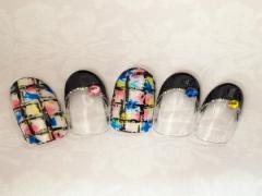 平凡じゃつまらない！？ちょっぴり個性派♡なフレンチネイルデザイン