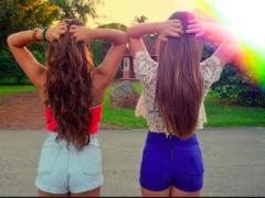 暑い夏こそ、エルサでクールに！ロングヘアーさん必見のなりきりヘアアレンジ術