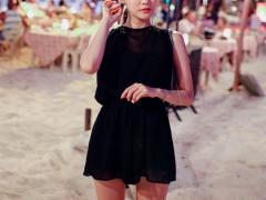 たまにはドキドキさせたいの。オトナ黒でちょっぴりセクシーな女性に…♡