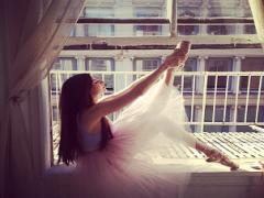 バレリーナじゃなくても♡バレエシューズをインテリアにするとめちゃめちゃCute♪