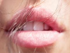 口紅を塗る前の仕込みが大事！思うままの発色を叶える4ステップ♡