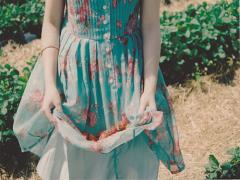 ぽっこりお腹はイヤ！PMSのお腹の張りを解消する5つのメソッド