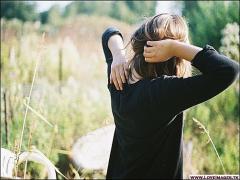 これ一つでアレンジの主役に。長さ別バレッタヘアアレンジ