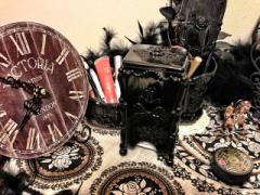 美賢人がこぞってGET♡〈ダイソー〉ANNA SUI風コットンケースが大人気