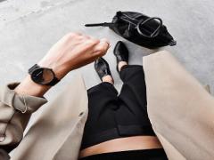 仕事がうまく行くか知りたい！左手の手相でみるわたしの将来像とは？