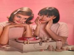 今度のお泊りは「 #美容合宿 」友達とたのしく自分磨きしよう♡