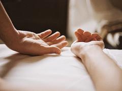 せっかくのネイル、指を長く綺麗に見せてくれるデザインカタログ♭