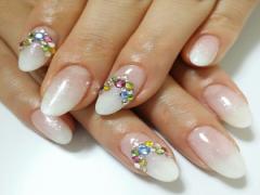 カラフルで可愛い♡まねっこしやすいグラデーションネイル