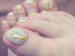 夏だ！フットネイルの夏が来た！フットネイルしなきゃおしゃれ女子の夏は始まらない♪