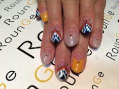 スモーキーカラーで秋ネイル♪トレンドに敏感女子のネイルは秋仕様！！