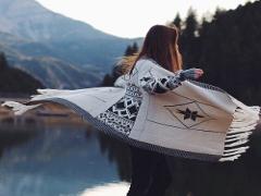 夏も秋も感じられる万能デザイン“エスニックネイル”で最先端な指先に早変わり