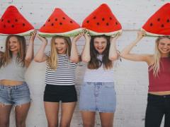 【イベント前日】さっと手元に季節感。ラメネイルで、夏の手元の応急処理