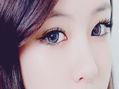 二重まぶたの「食い込みの強さ」で美人になれる！メイクで作るはっきりアイズ♡