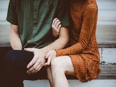 年上の彼とデート。大人っぽ見えヘアアレンジで彼と釣り合う女になる