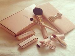 アイシャドウ×眉、アイブロウ×瞼の逆メイクで『垢抜け革命』