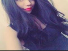 可愛い唇はもう古い▷流行のリップネイルは‘歯を見せて’一歩攻めてこ♡