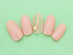 シンプルが可愛いの。浴衣に合わせたい、夏の“ストライプネイル”カタログ