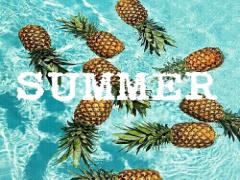 指先から、ひんやりあま〜い夏。"フルーツネイル"にぴったりなアイスを頬張って