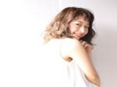 〈長さ別〉ドキッと視線を独りじめ。暗髪×ウェット でつくるお色気ヘアstyle