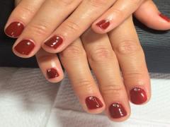 こっくりカラーで秋の風。「ボルドーネイル」デザインカタログ