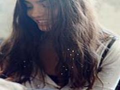 アイロンで簡単にキラキラヘアに変身☆CHARMSIESで髪の毛にジュエリーの輝きを。