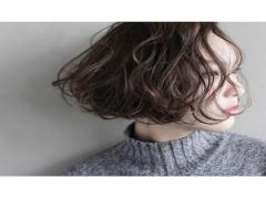 旬STYLEにもばっちり！スモーキーなヘアカラーで秋を意識してみて